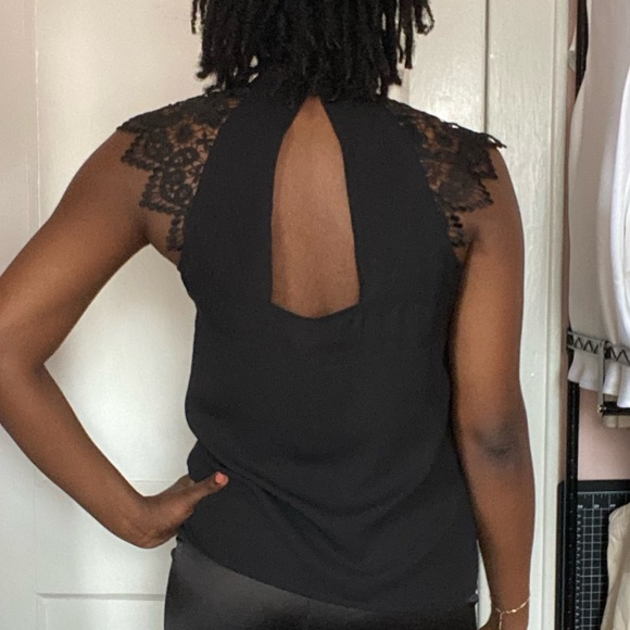 Blouse - Picture 2 of 5